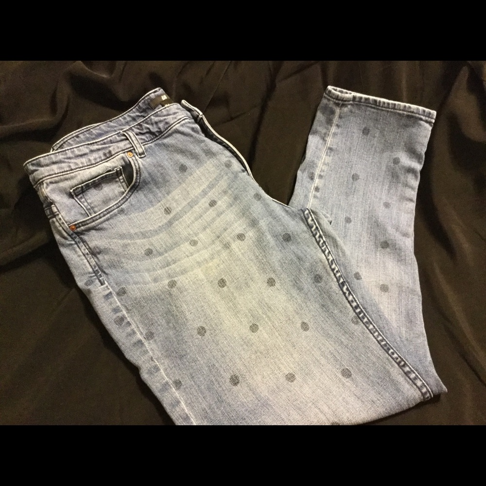 Cute polka dot jeans from H&M. In size 12.
